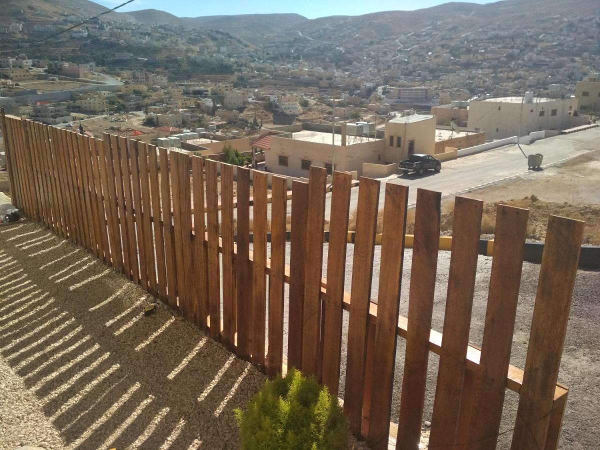 The Little B&B On The Hill Wadi Musa Exterior photo