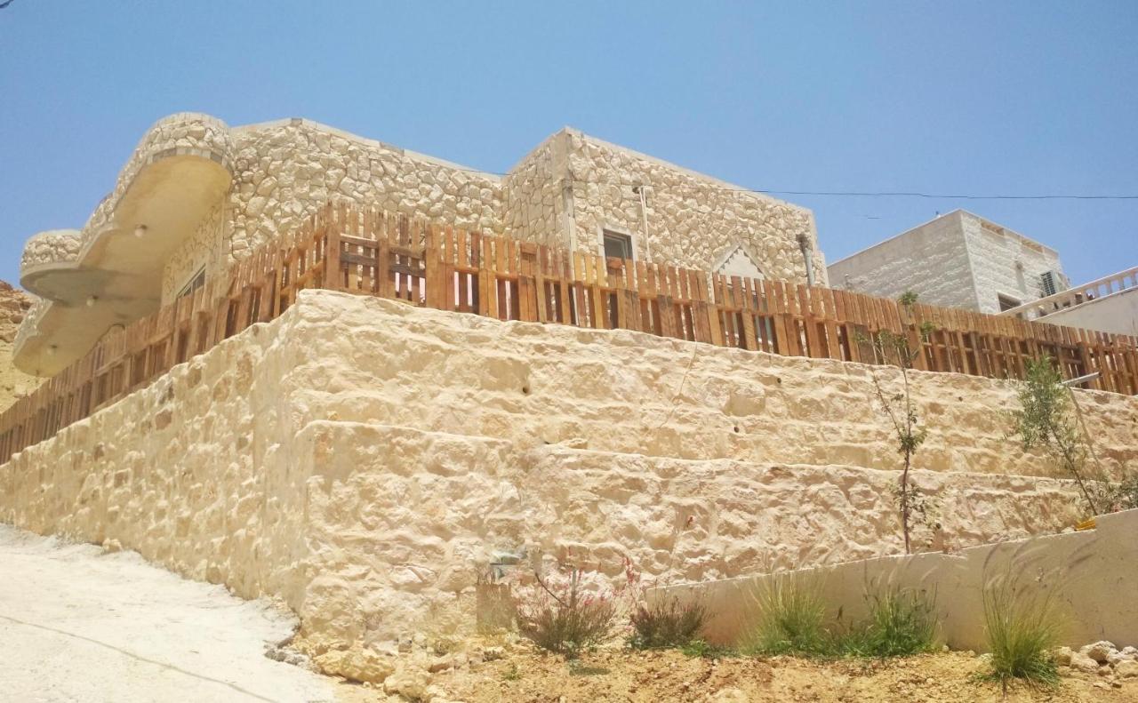 The Little B&B On The Hill Wadi Musa Exterior photo